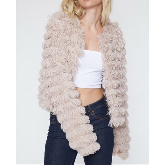 Fantastic Fawn Cream Tan Shaggy Kami Jacket size medium - Picture 9 of 10